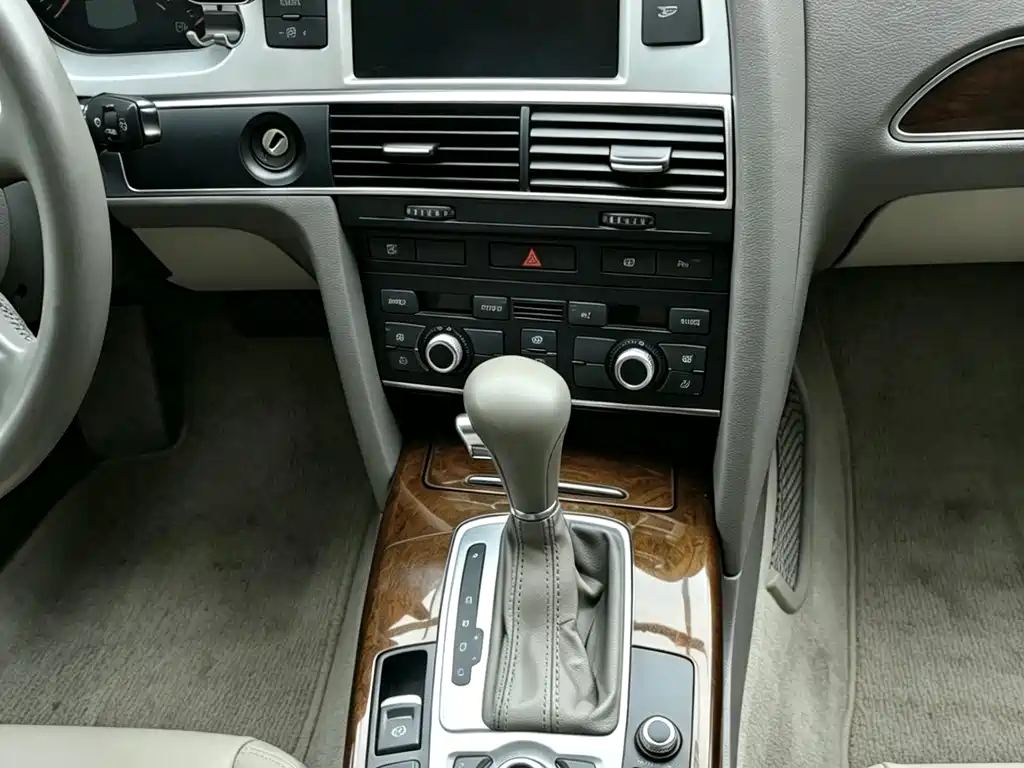 Audi A6L — миниатюра 8