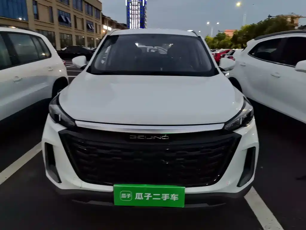 BAIC X3 — миниатюра 3