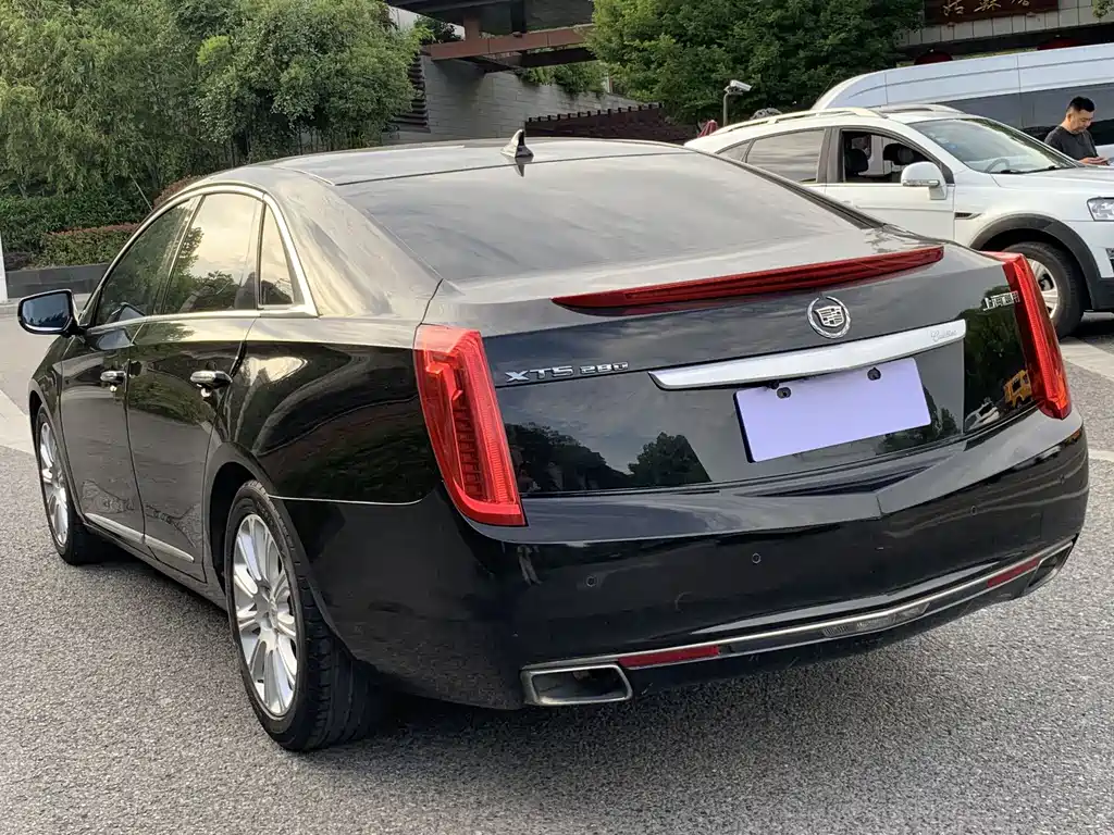 Cadillac XTS 2015 28T Elite