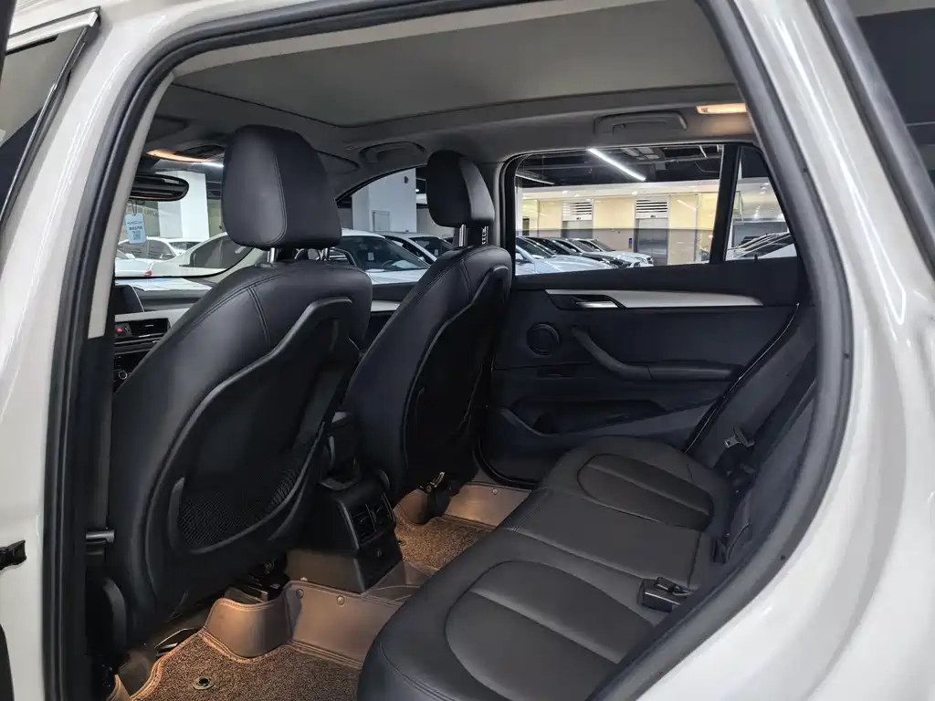 BMW X1 — миниатюра 8