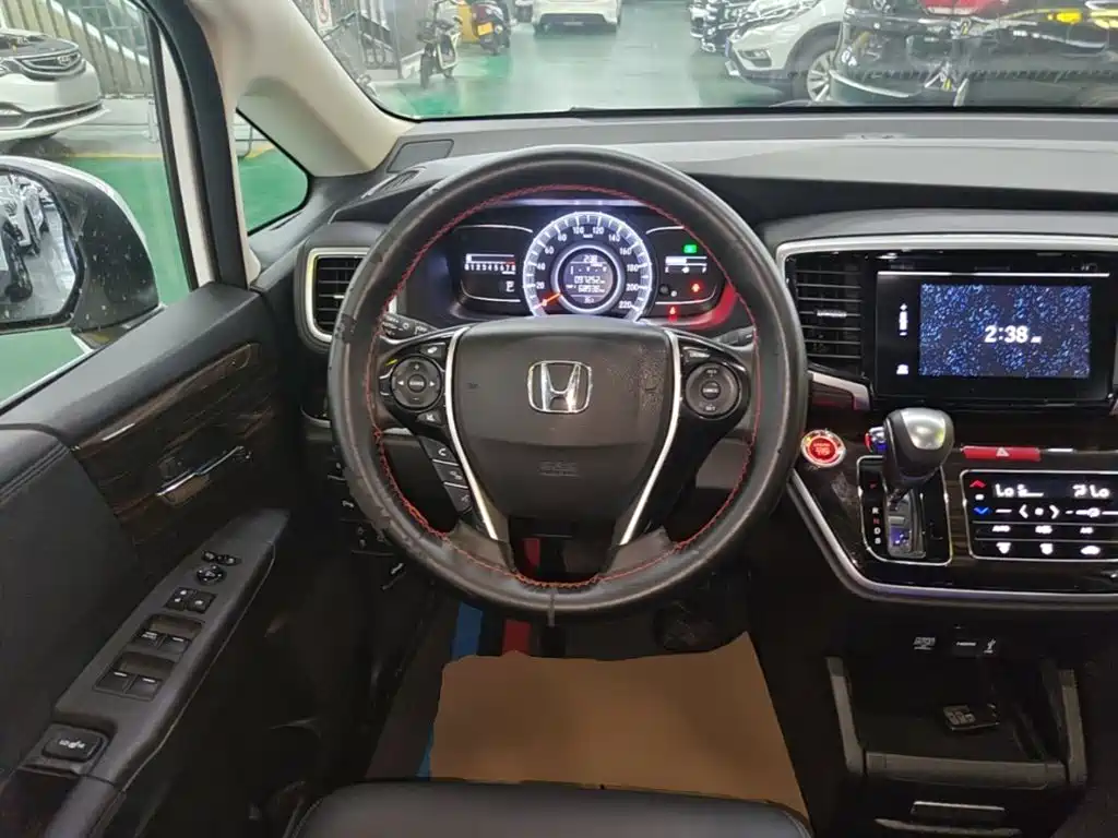 Honda Odyssey — миниатюра 11