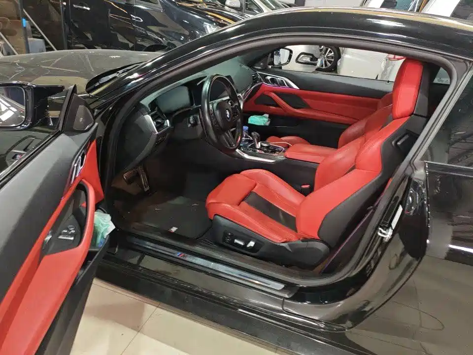 BMW M4 2021 M4