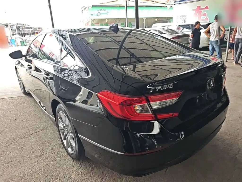 Honda Accord — миниатюра 5