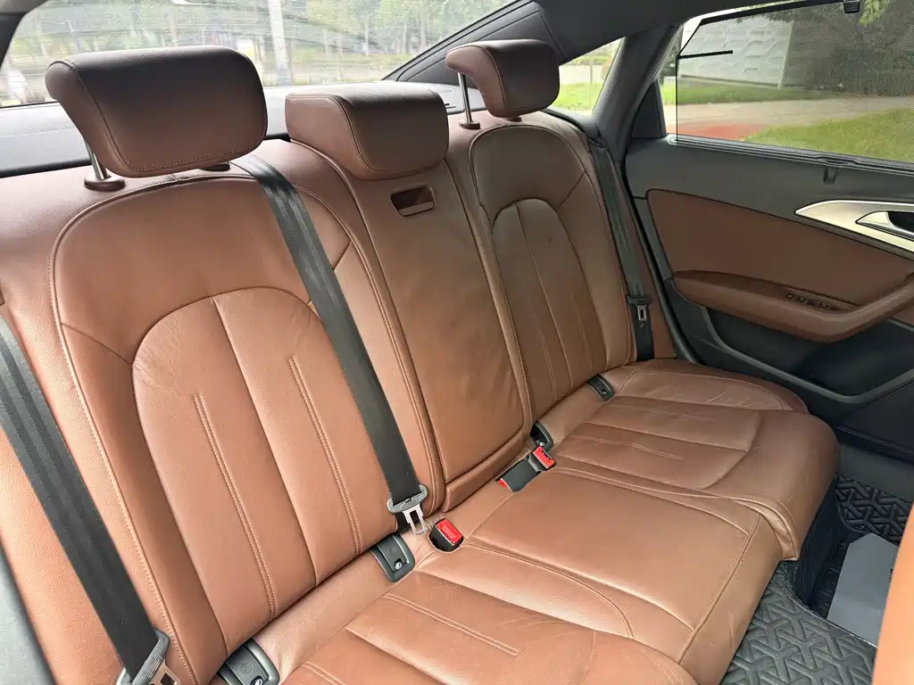 Audi A6L — миниатюра 18