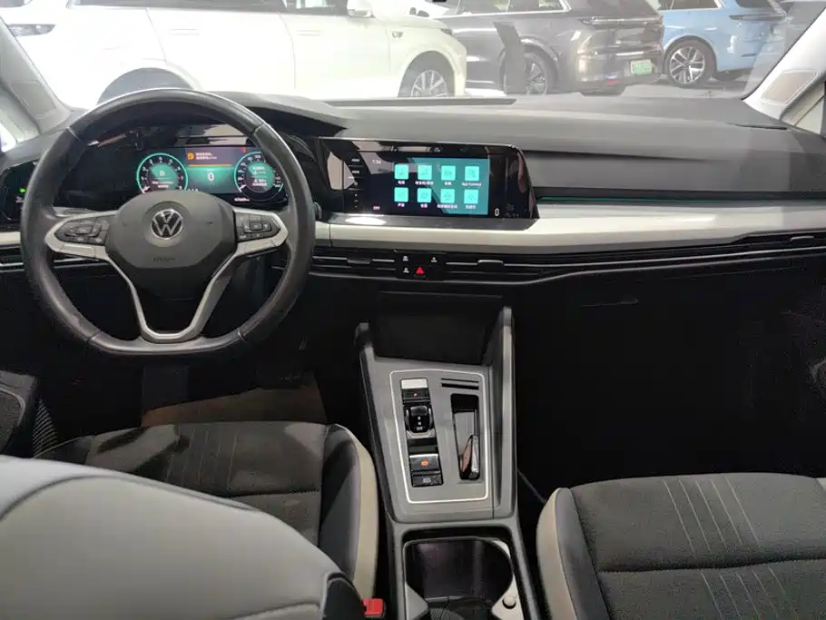 Volkswagen Golf — миниатюра 12