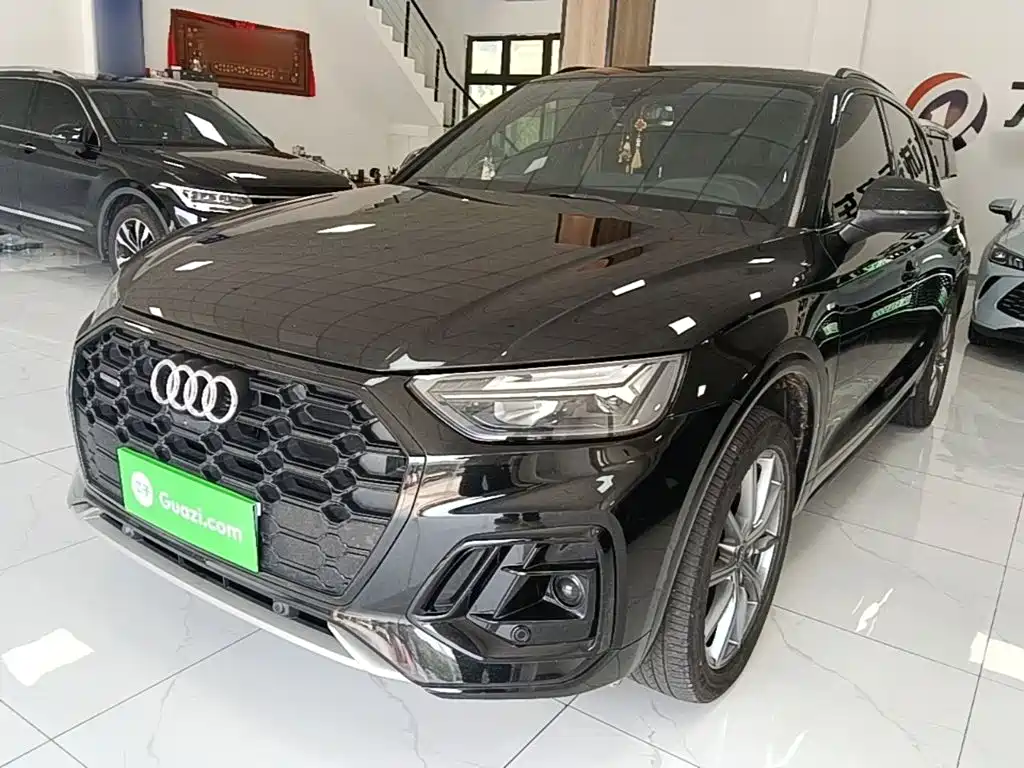 Audi Q5L — миниатюра 2