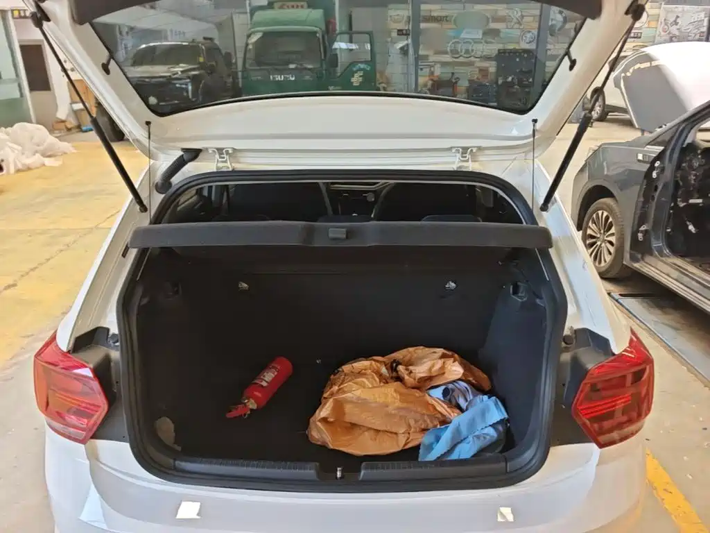 Volkswagen Polo — миниатюра 19