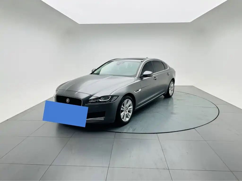Jaguar XFL