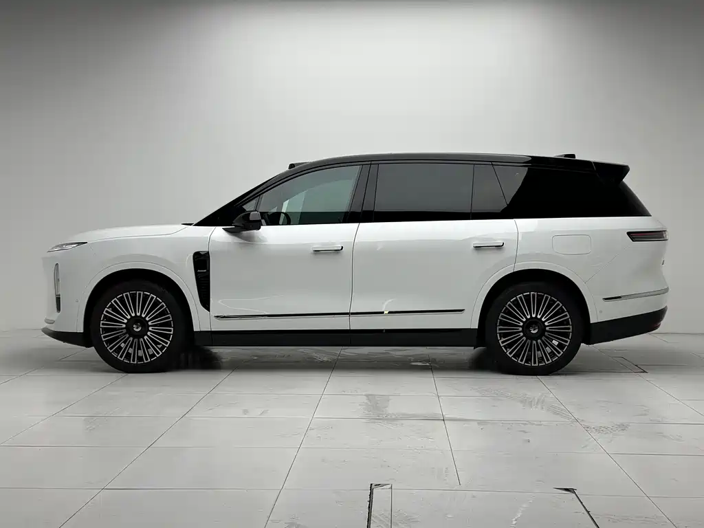 NIO ES8 — миниатюра 24