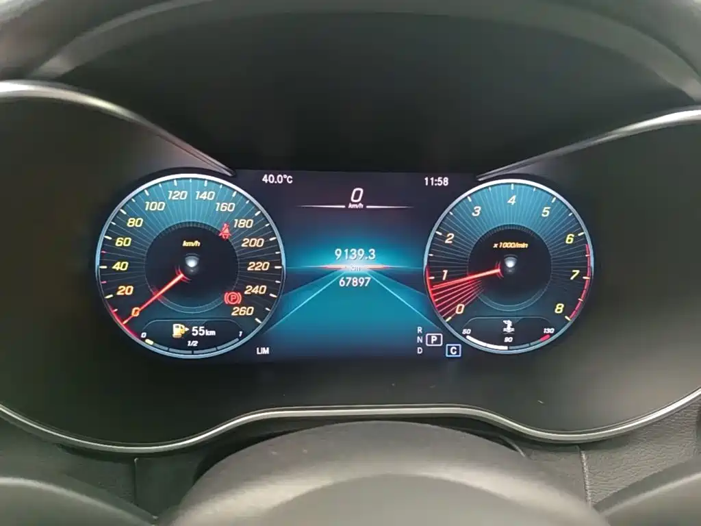 Mercedes-Benz C-Class — миниатюра 12