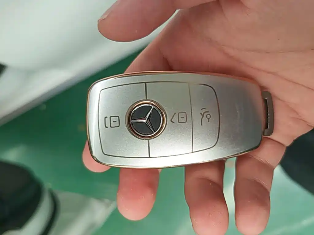 Mercedes-Benz C-Class — миниатюра 9