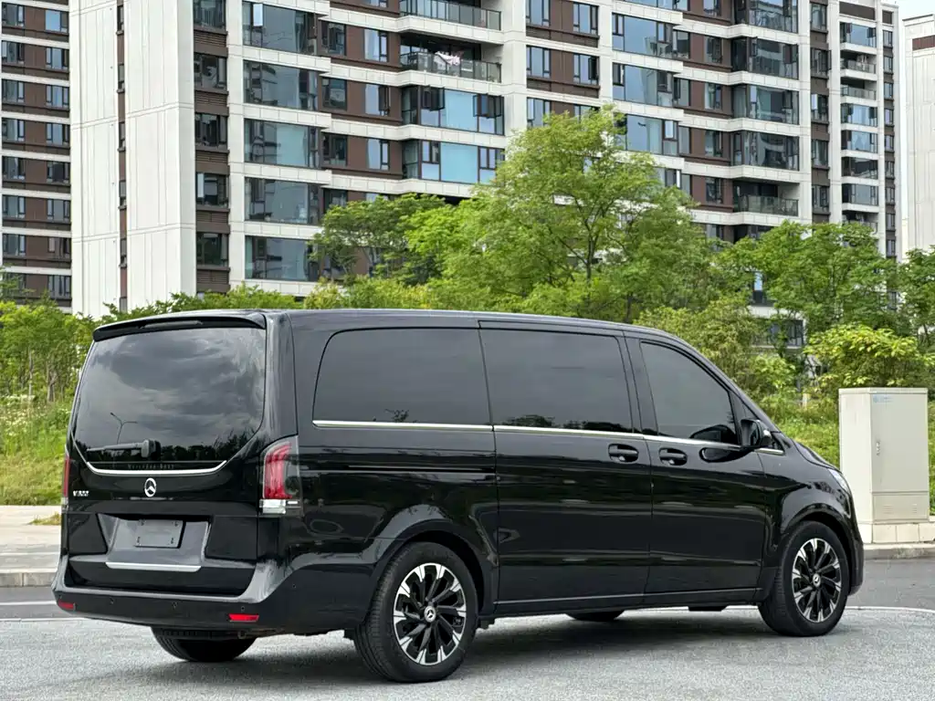 Mercedes-Benz V-Class — миниатюра 4