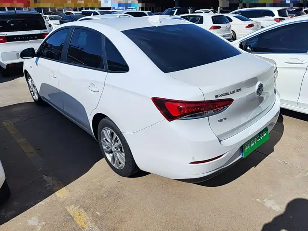 Buick Excelle — миниатюра 5