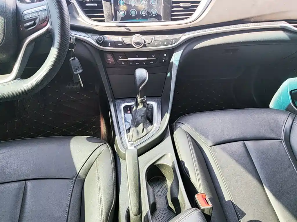 Buick Excelle — миниатюра 14