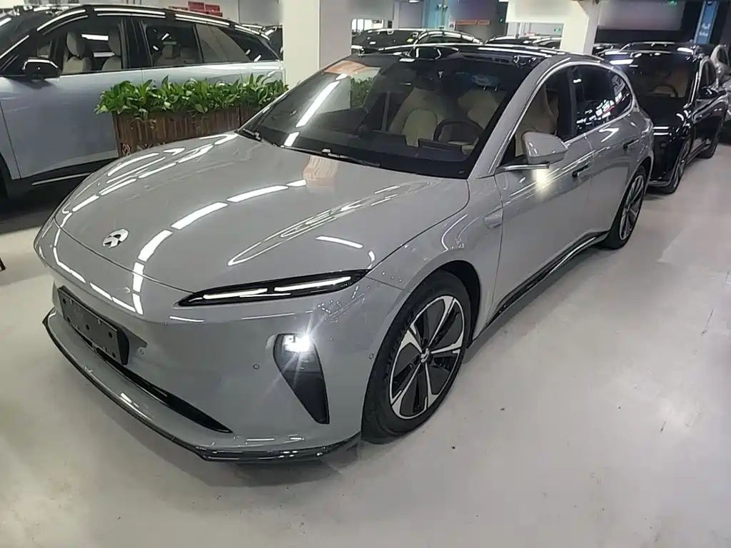 NIO ET5T