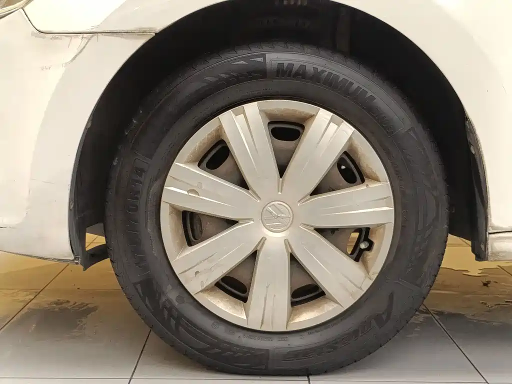 Volkswagen Jetta — миниатюра 6