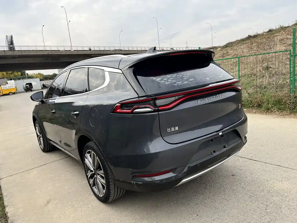 BYD TANG