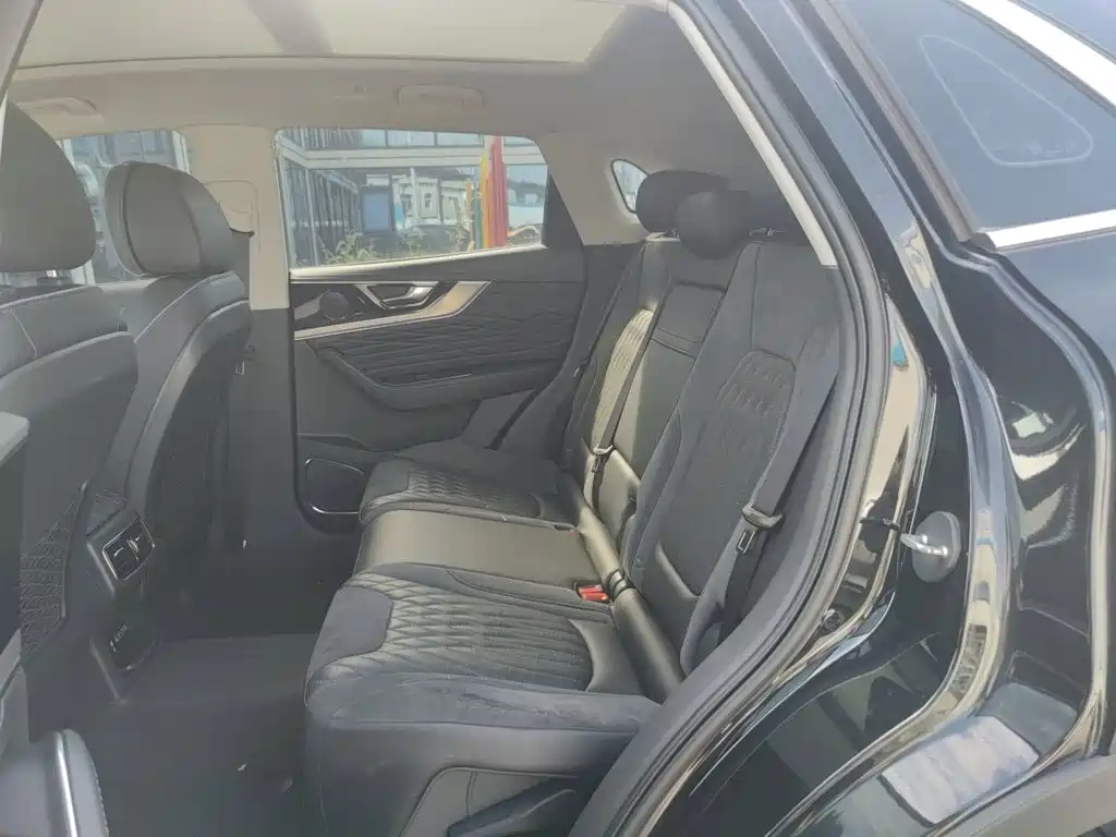 Hongqi Hongqi HS5 — миниатюра 13