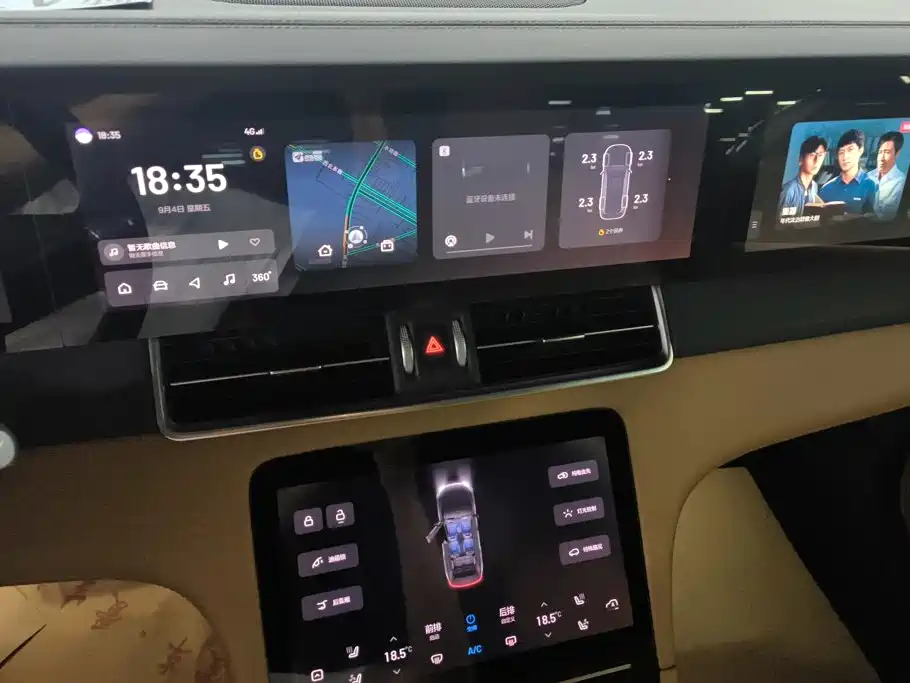 Li Auto Li ONE — миниатюра 13
