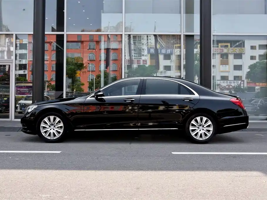 Mercedes-Benz S-Class — миниатюра 3