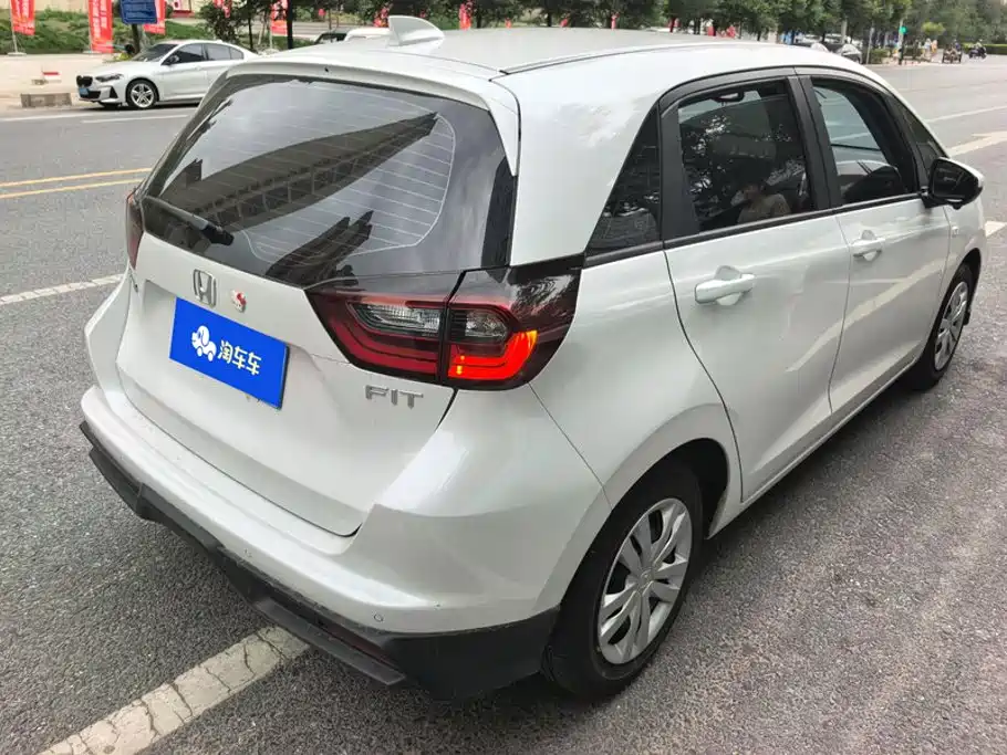 Honda Fit — миниатюра 3