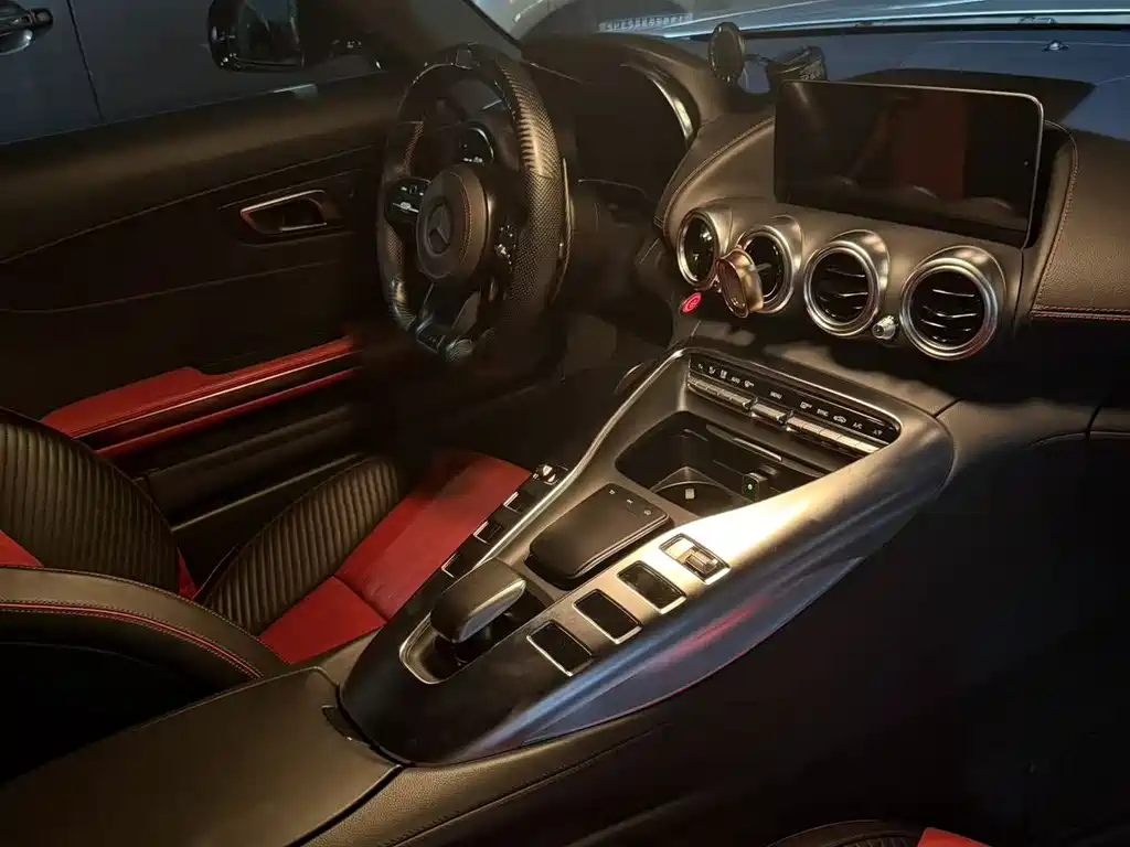 Mercedes-Benz AMG GT — миниатюра 9