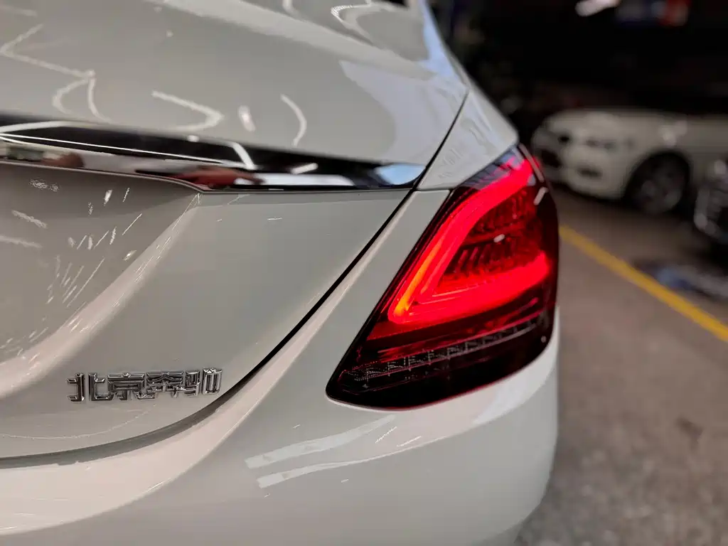Mercedes-Benz C-Class — миниатюра 9
