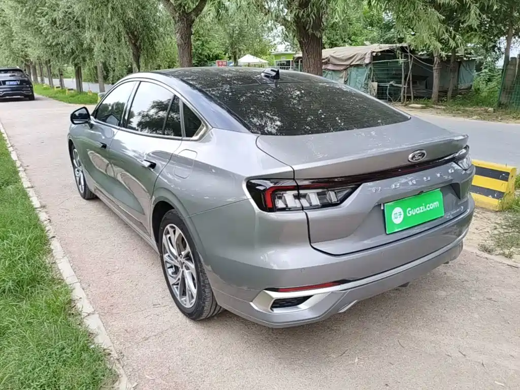 Ford Mondeo — миниатюра 5