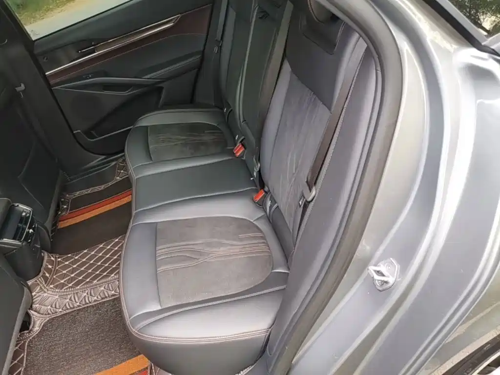 Ford Mondeo — миниатюра 17