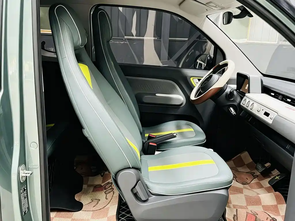 Wuling MINIEV — миниатюра 9