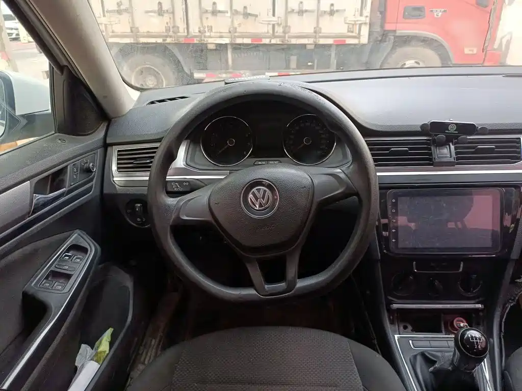 Volkswagen Bora — миниатюра 6