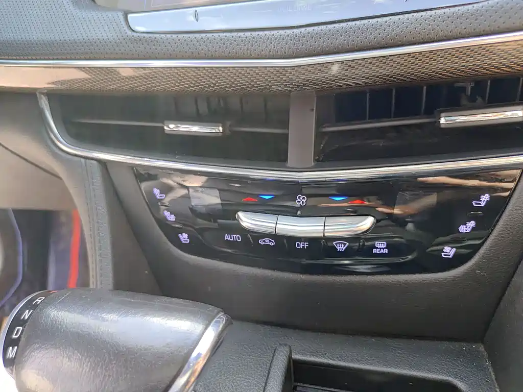 Cadillac CT6 — миниатюра 10