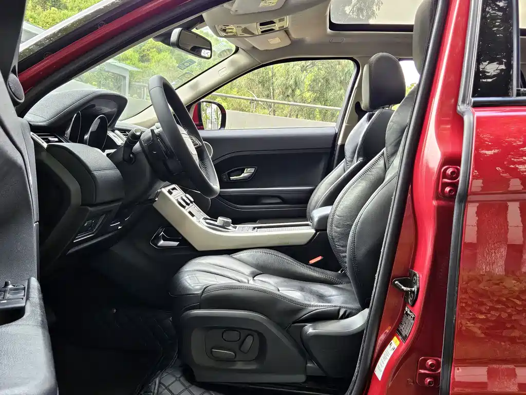 Land Rover Evoque (Import) — миниатюра 16