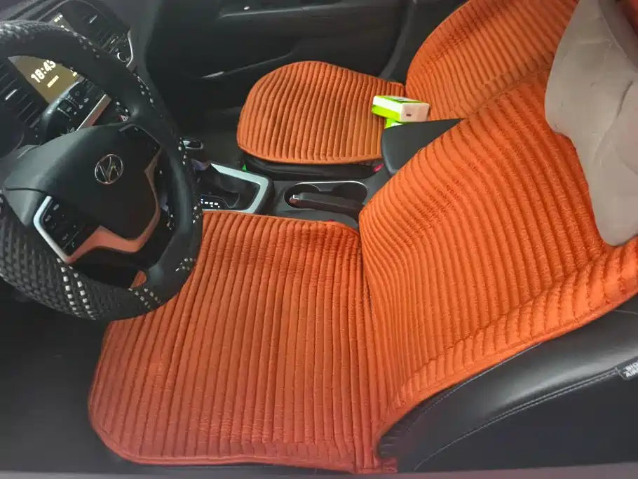 Hyundai Elantra — миниатюра 9