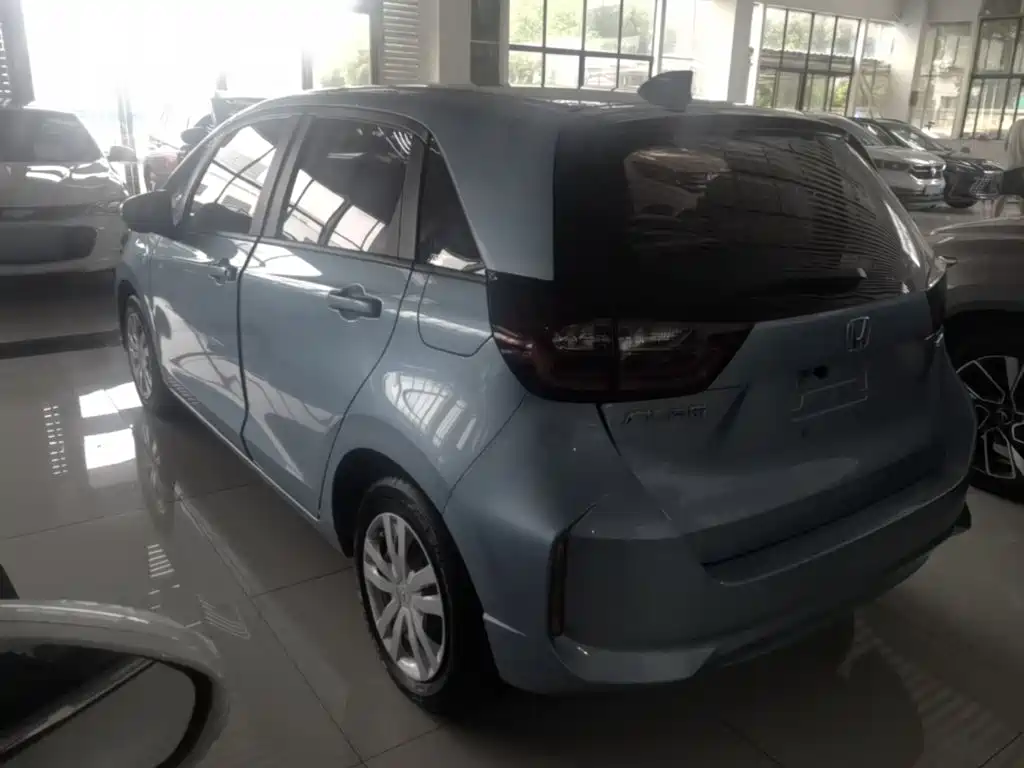 Honda Fit — миниатюра 5