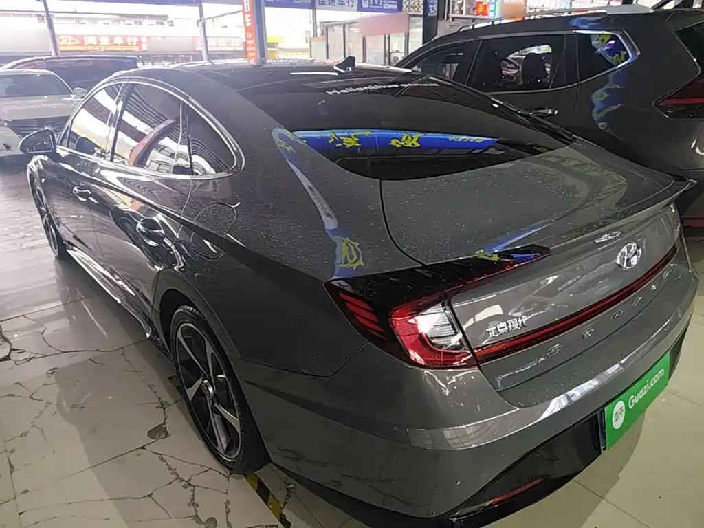Hyundai Sonata — миниатюра 5