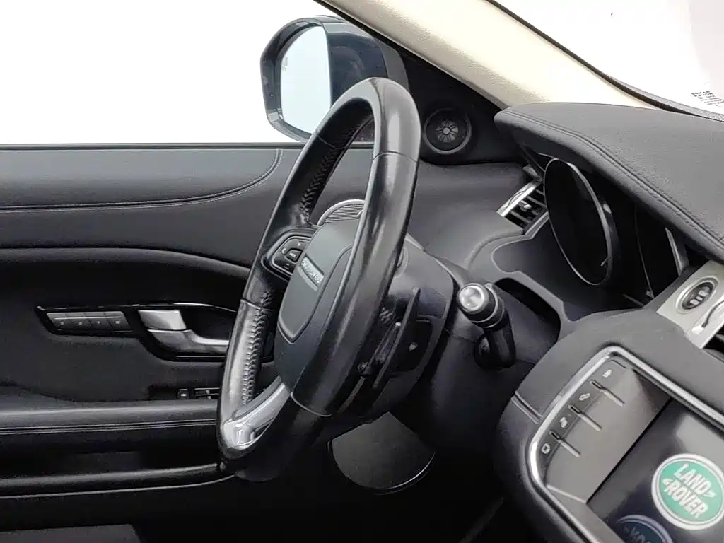 Land Rover Evoque — миниатюра 22