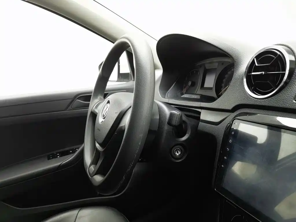 Volkswagen Jetta — миниатюра 22