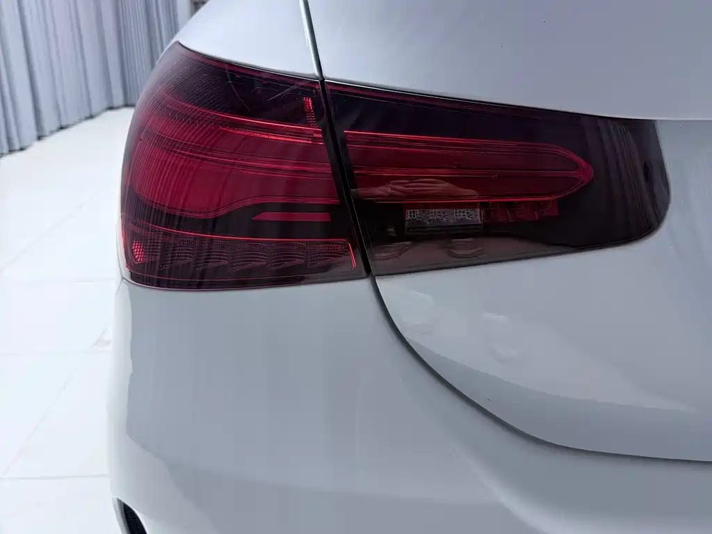 Mercedes-Benz A-Class — миниатюра 9