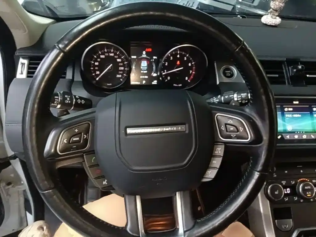 Land Rover Evoque — миниатюра 11