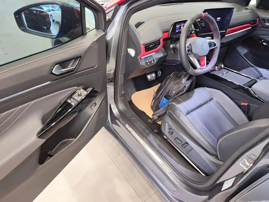 Volkswagen ID.4 X — миниатюра 16