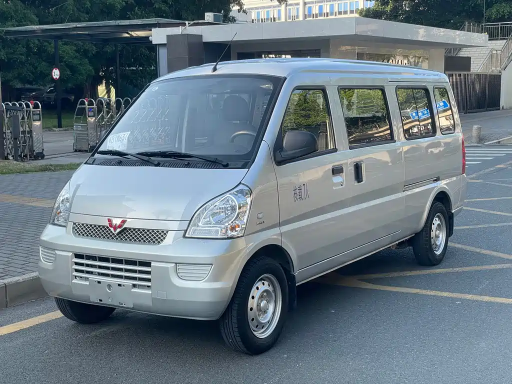 WULING WULING RONGGUANG