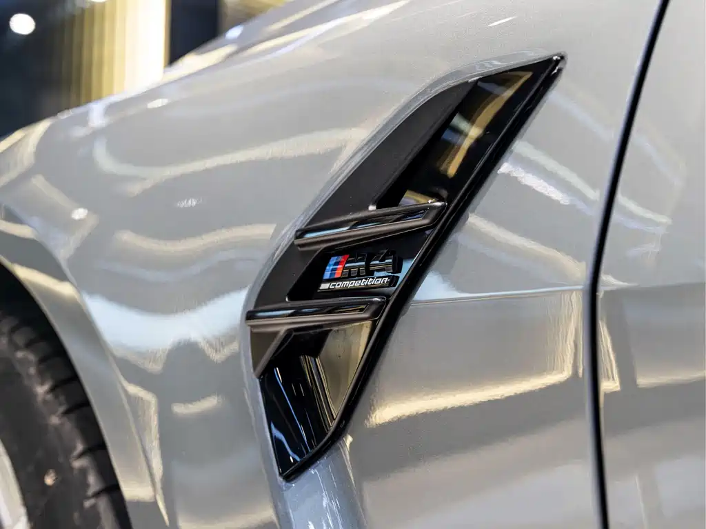 BMW M4 — миниатюра 11