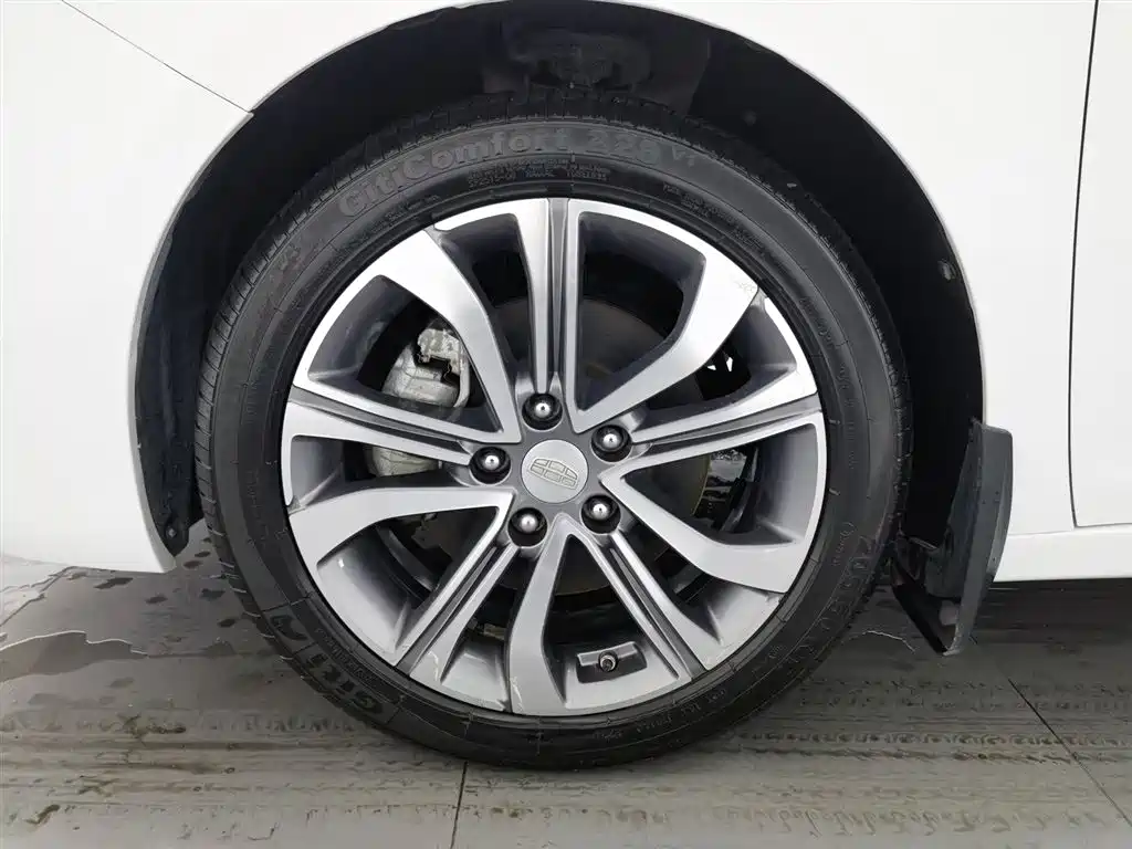 GEELY AUTOMOBILE EMGRAND GL