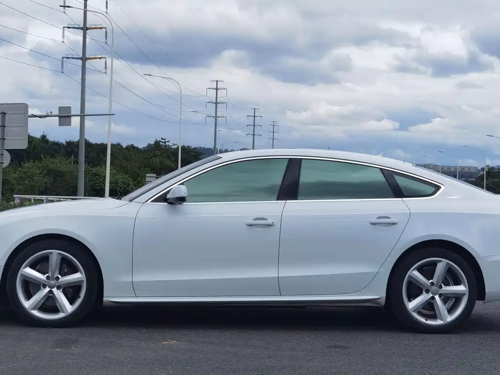 Audi A5 (Import) — миниатюра 3