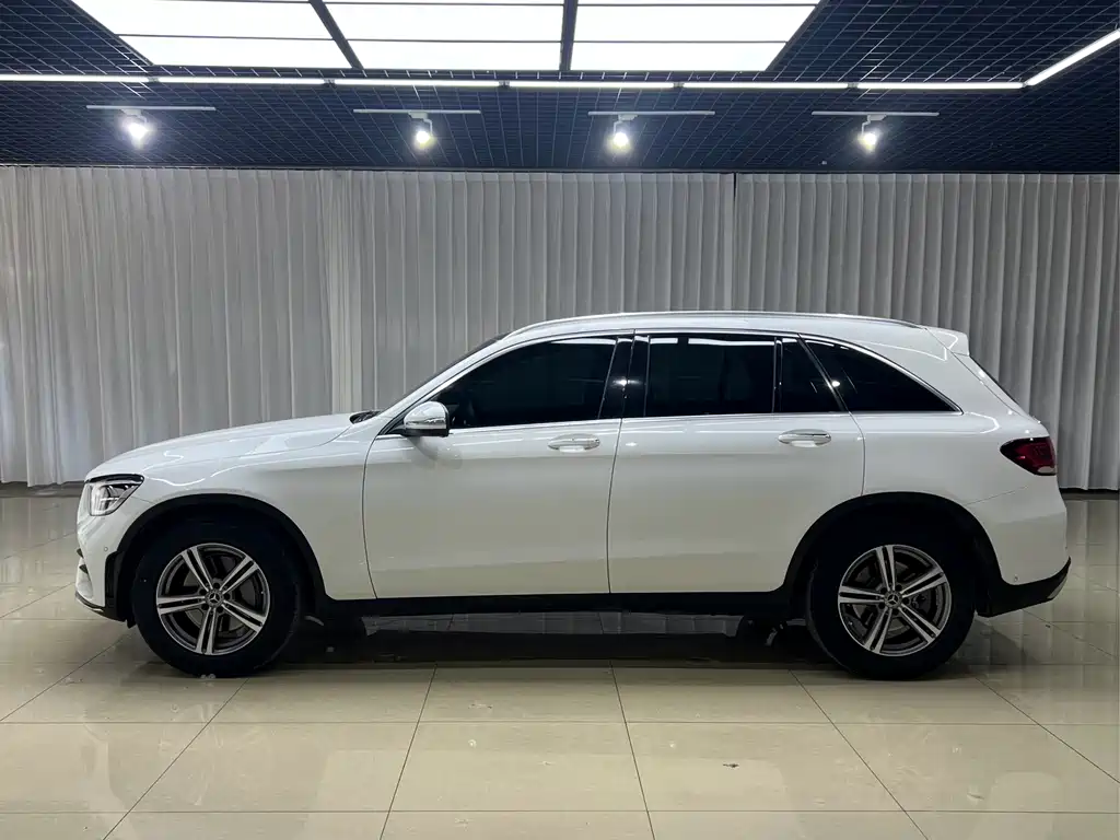Mercedes-Benz GLC — миниатюра 3