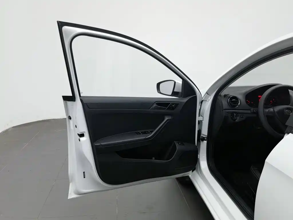 Volkswagen Jetta — миниатюра 8