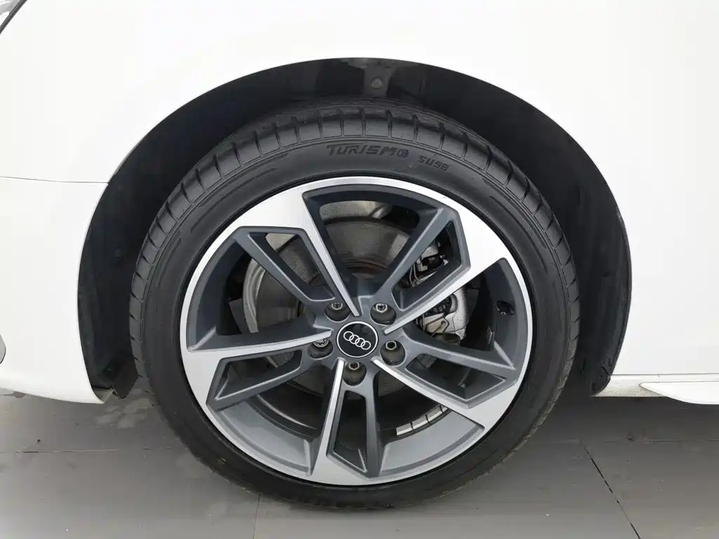 Audi A4L — миниатюра 17
