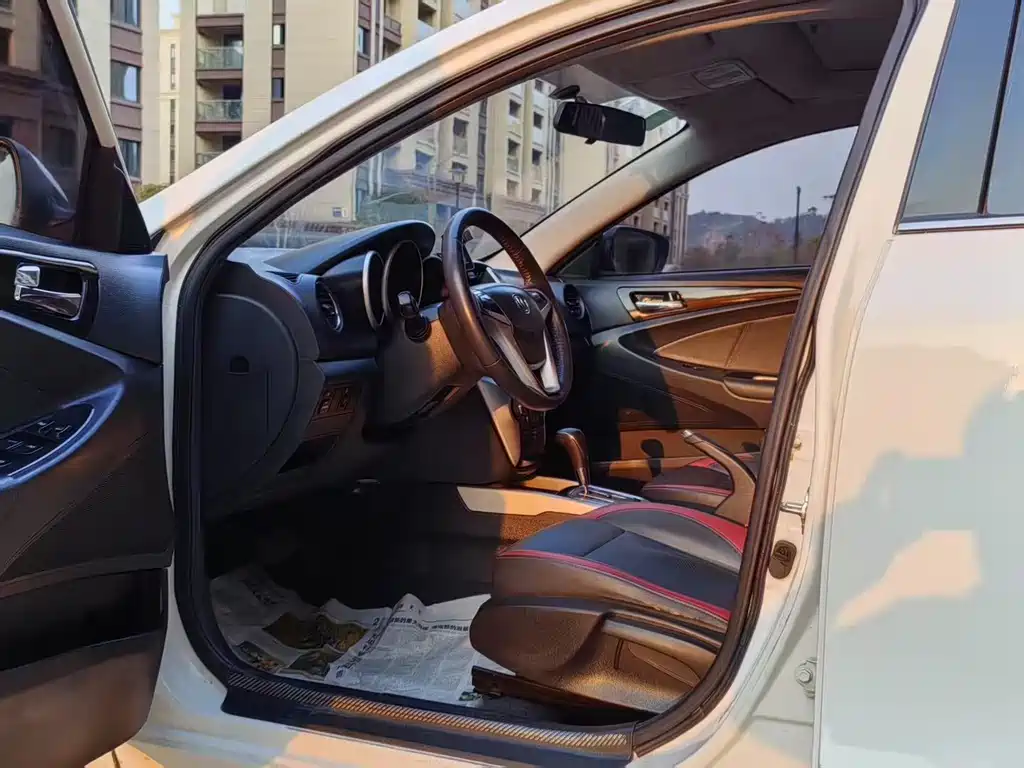 Changan EadoXT XT 2013 1.6L AT IV