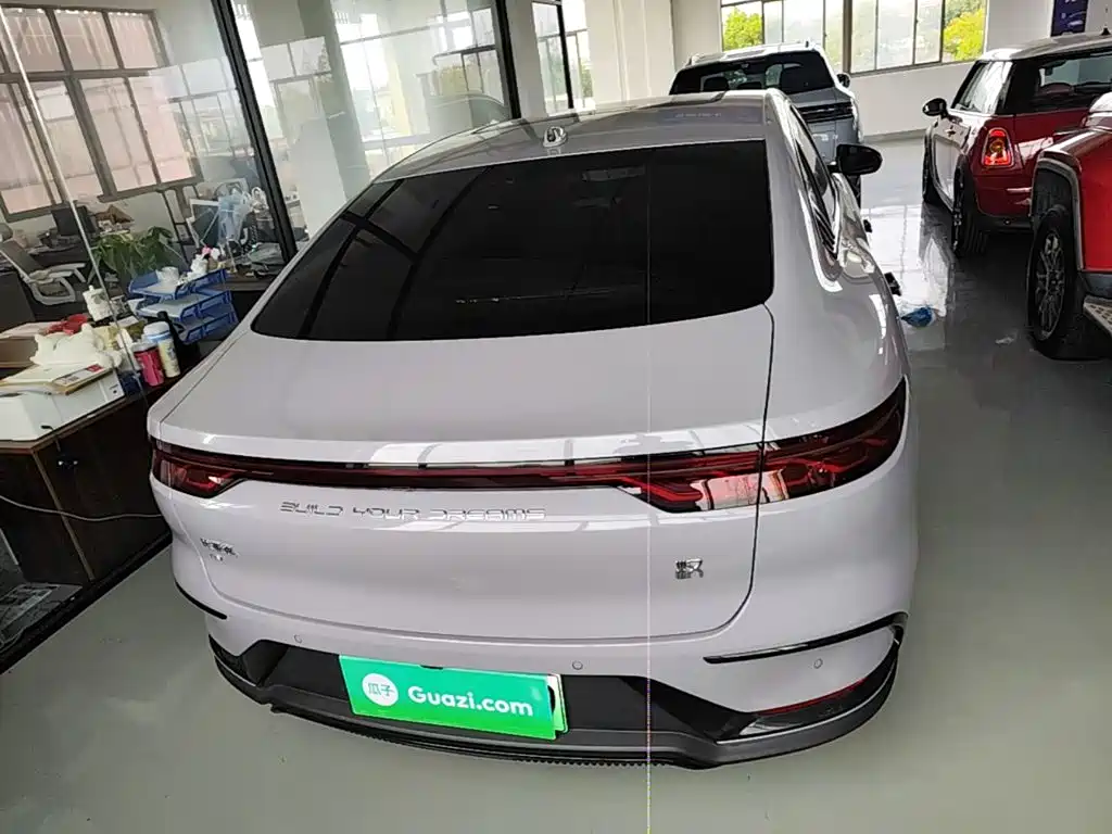 BYD Han — миниатюра 6